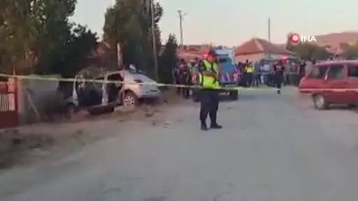 (Düzeltme) Saman dökme tartışması kanlı bitti: Muhtar ve oğlu öldü