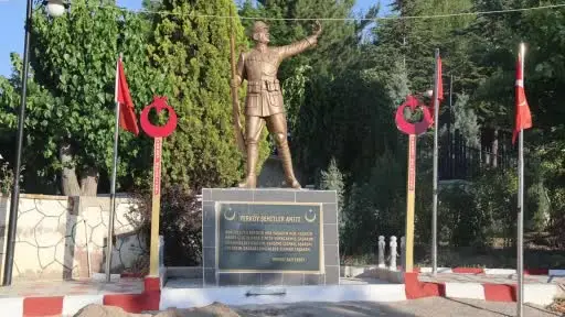 Görev yaptığı eğitim alanında şehit düştü