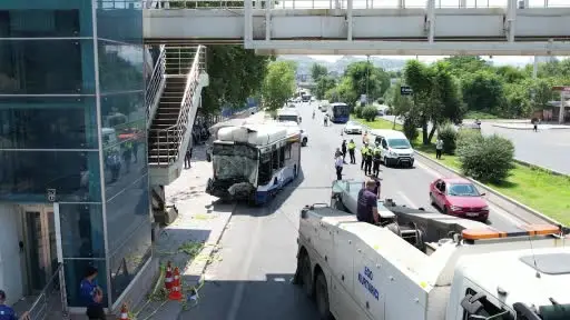 Ankara’da otobüs kazasının ardından trafik normale döndü