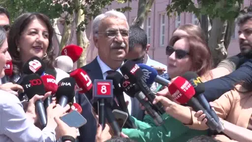 Bakan Tunç, DEM Parti heyeti ile görüştü