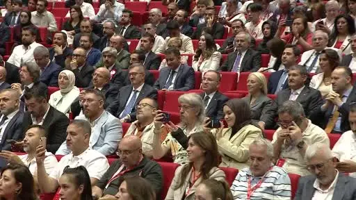Cumhurbaşkanı Yardımcısı Yılmaz: "Anayasa bir partinin tek başına yapabileceği bir iş değil, daha geniş bir toplumsal mutabakat gerekiyor"