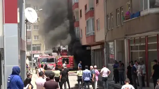 Niğde’de iş yeri deposunda yangın