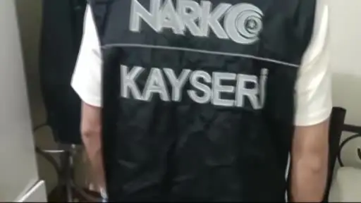 Midesinden uyuşturucu çıktı