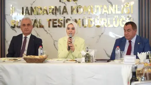 Bakan Göktaş: "Şehit ve gazilerimizle bu yolda yürümek ve bu süreci beraber inşa etmekten memnuniyet duyuyoruz"
