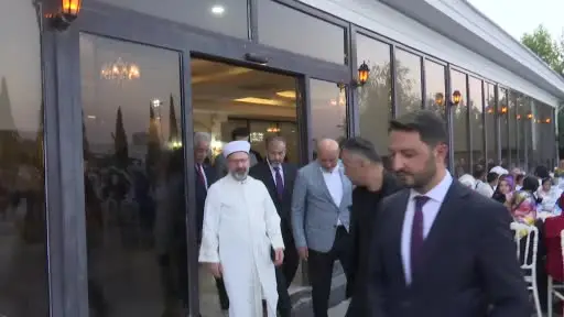 Diyanet İşleri Başkanı Erbaş: "Gençlerimizin evlenmelerine yardımcı olmalıyız"