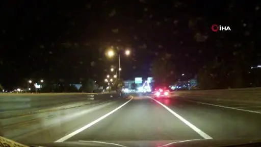 Polisin ’dur’ ihtarına uymayan sürücü önce aracıyla, sonra yaya olarak kaçtı