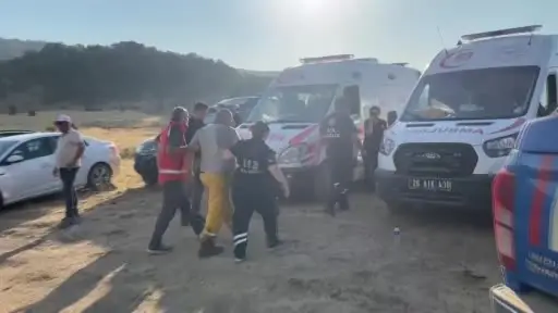 Eskişehir’de yangına müdahale eden itfaiye eri dumandan etkilendi