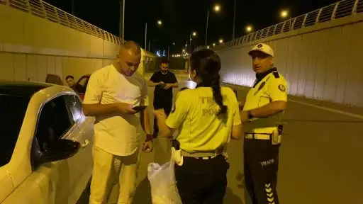 Polis olacağını söyledi, alkollü araç kullanmaktan ehliyetine 2. kez el konuldu