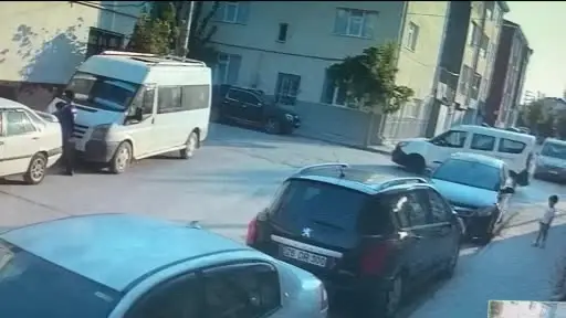 4 yaşındaki çocuğun ölümüne sebep olan kaza kameraya yansıdı