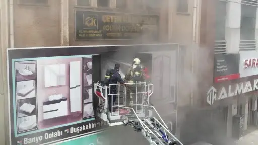 Bir sirenle başlayan hayat mesaisi: İşte itfaiyecilerin gölgedeki gerçeği