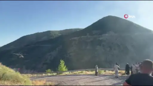 Kızılcahamam’da otluk alanda çıkan yangın evlere sıçradı