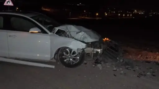 Alkollü sürücü ile vatandaşın "Sen neden çekiyorsun?" polemiği kamerada