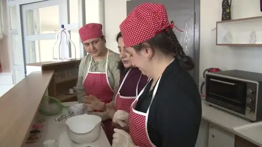 En özel ‘kantin’: Özel öğrenciler hem üretiyor hem de satıyor