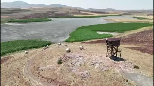 Kuraklıktan göller bir bir kuruyor