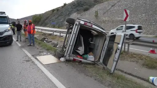 Cenaze yolunda kaza: 1 ölü, 1 yaralı