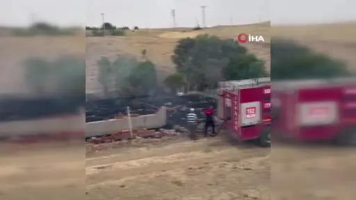 Bahçesindeki otları yakmak istedi, alevler yayılınca imdadına komşuları ve itfaiye yetişti