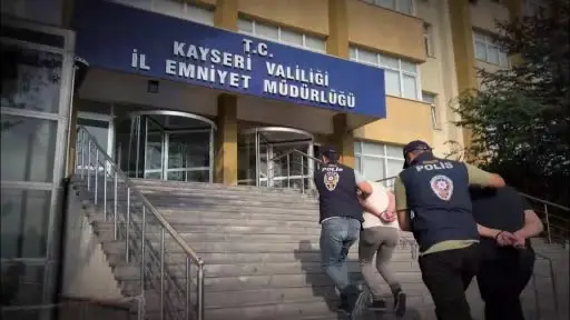 7 dolandırıcı yakalandı