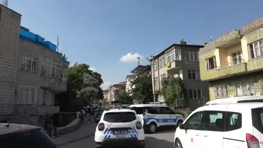 Komşular kokudan rahatsız oldu, acı olay ortaya çıktı