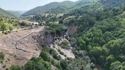 Bozkırın ortasında vaha, sıcaktan bulananlar oraya akın ediyor