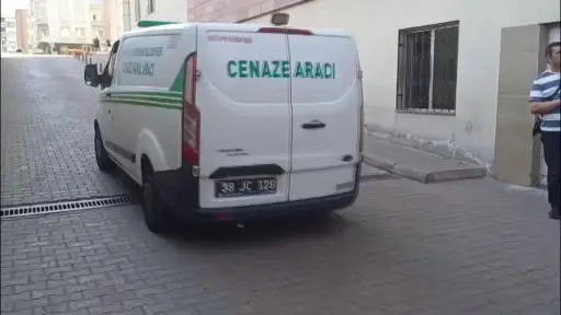Eşi tarafından öldürülen kadın toprağa verildi