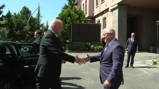 Bakan Güler, Kosova Bölgesel Kalkınma Bakanı Damka ile bir araya geldi