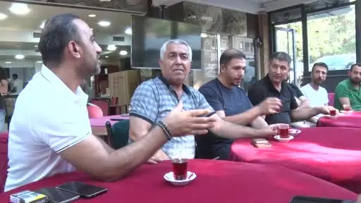 Ankara’daki kıraathane ve restoranlar Digitürk üyelik fiyatlarını protesto etti