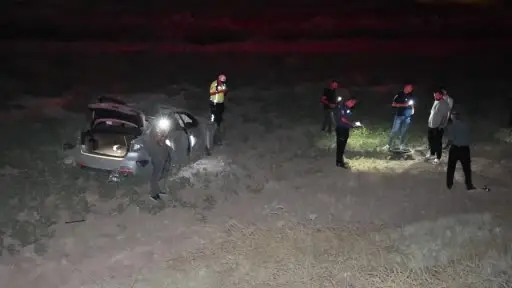 Şarampole takla atıp hurdaya dönen otomobilin sürücüsü ağır yaralandı