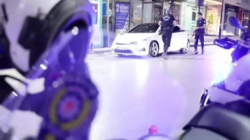 Aksaray’da yunus polislerinden şok uygulama