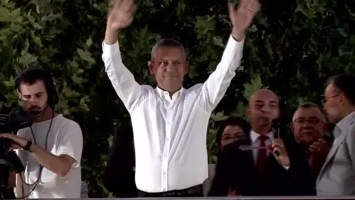 CHP Genel Başkanı Özel, Kırşehir’deki mitingde konuştu