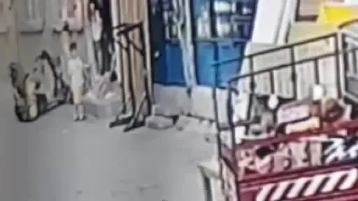 Çocuk tacizcisi 250 güvenlik kamerasından adım adım takip edilip yakalandı