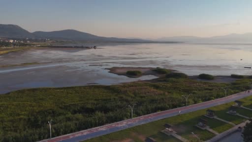 Beyşehir Gölü’nde sular çekildi, yeni adalar ortaya çıktı