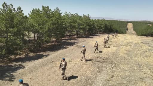 Orman yangınına karşı jandarma komandoların gözü yeşil doğada