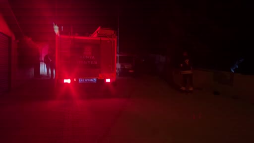 Evin bodrum katındaki atölyede tüp patladı: 2 yaralı