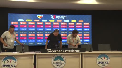 Markus Gisdol: "Takım halinde çalışmaya ve zaman geçirmeye ihtiyacımız var"