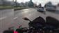 Aracın altında sıkışan motosiklet böyle çıkarıldı