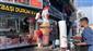 Sivaslı döner ustasından sıra dışı döner