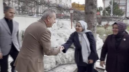 Başkan Uzun: "Biz de hizmetin ve milletin delisiyiz"