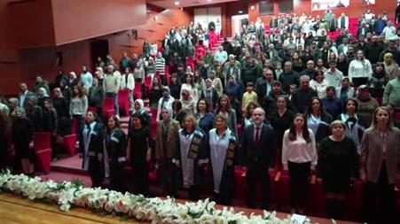 Niğde’de 120 hemşire adayı üniforma giydi