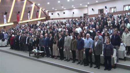Sağlık çalışanları koro oluşturdu, Türk halk müzikleri seslendirildi