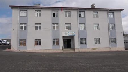 Gezici Kütüphane, 3 binden fazla kitabı okurlarla buluşturuyor