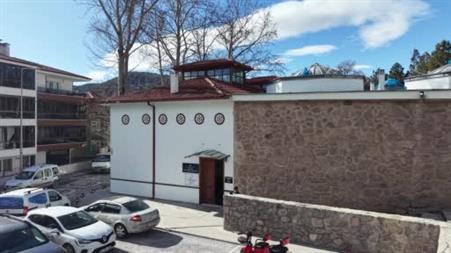 Müzede sergilenen kilimler asırlık motifleri gelecek nesillere aktarıyor