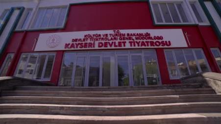 Kayseri tiyatroyu sevdi
