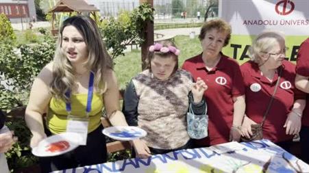 ‘Özel’ etkinlikte 7’den 70’e 3 kuşak öğrenciler bir araya geldi