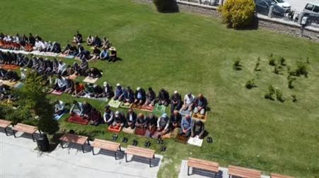 Aksaray’da yoğun yağış nedeniyle şükür duası yapıldı