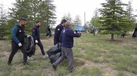 Niğde’de ’Ormanı sev, yeşili koru’ mesajı ile sahaya çıkıldı