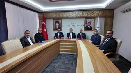 Sivas esnafına yakışacak yeni hizmet binası için imzalar atıldı