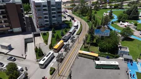 Türkiye’nin dört bir yanından gelen klasik otobüsler Eskişehir’de buluştu