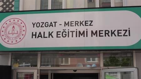 Hayat Boyu Öğrenme Haftası sergisinde Faslı kursiyerin eseri beğeni topladı