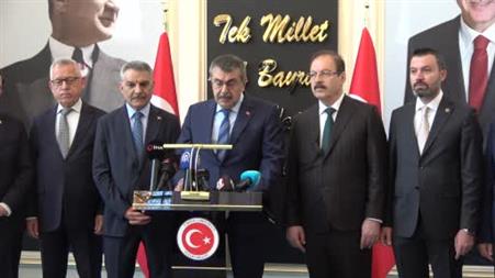 Bakan Tekin: "1 milyon 22 bin 658 öğrenci sınava girecek"