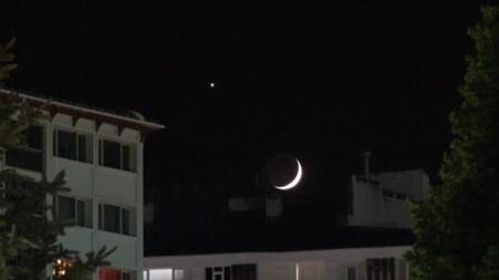 Sivas’ta hilal ve yıldızın buluştuğu anlar mest etti
